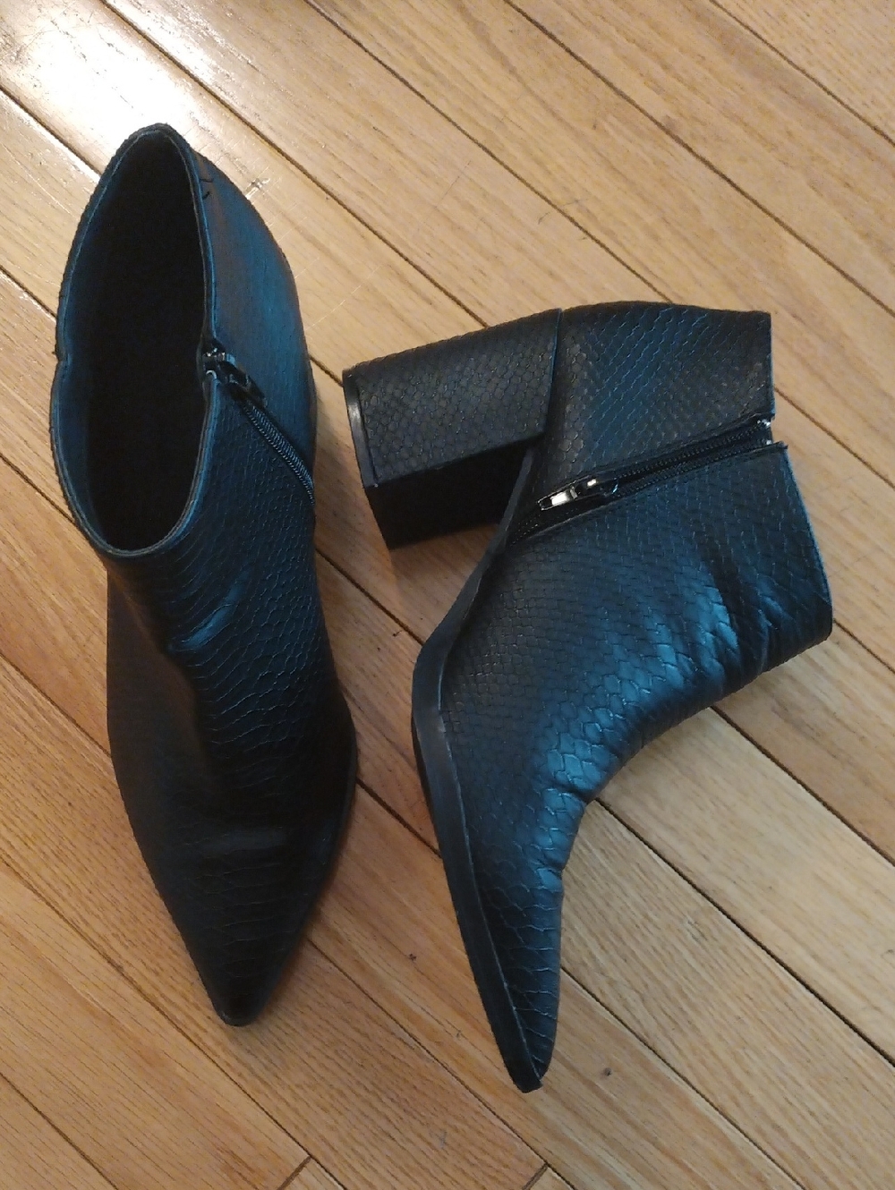 Qupid Black Faux-Snakeskin Pointed Toe Block Heel Ankle Booties